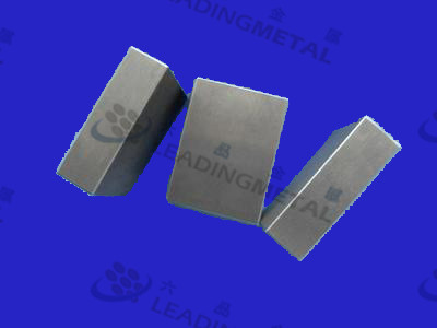 Tungsten Iron